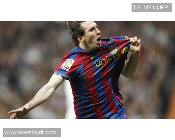 足球明星帅男模板展现魅力与风采的完美结合与时尚潮流的引领之路